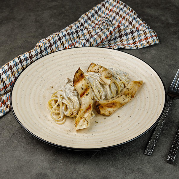 Милти: Спагетти в трюфельном соусе с грибами эринги