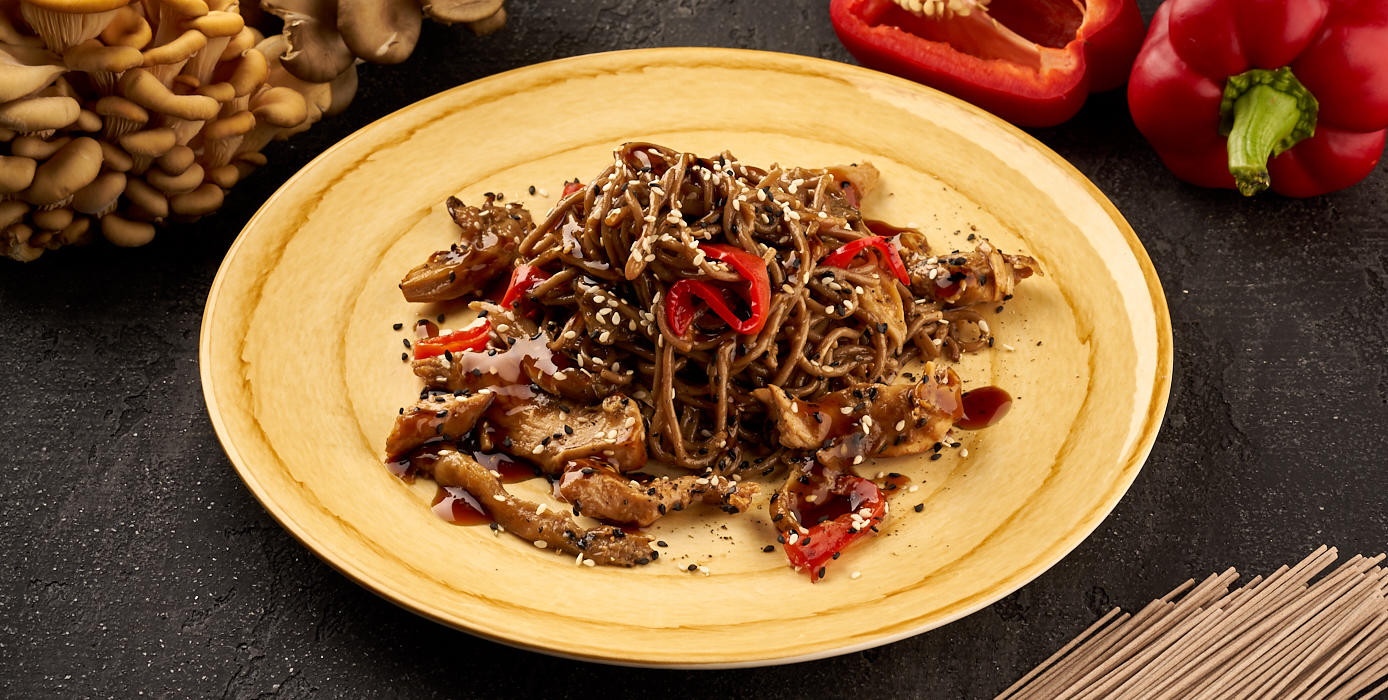 Милти: Гречневая лапша с вешенками и курицей