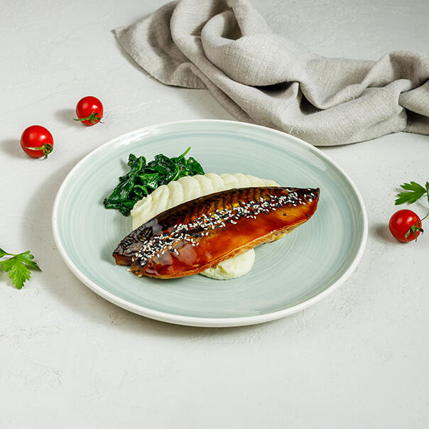 Милти: Филе скумбрии в соусе унаги и картофельным пюре с васаби