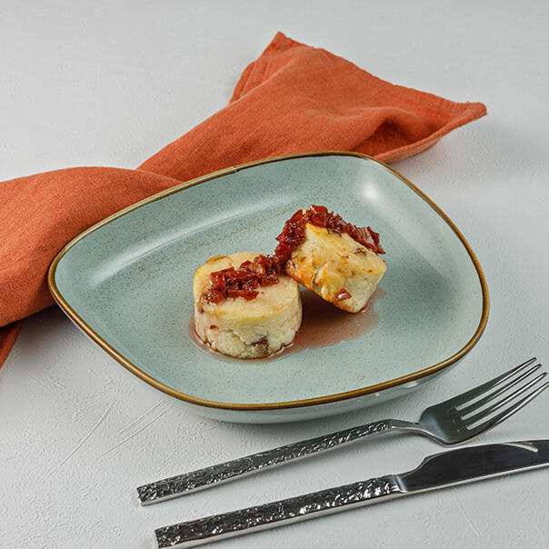 Милти: Сырники с клубникой