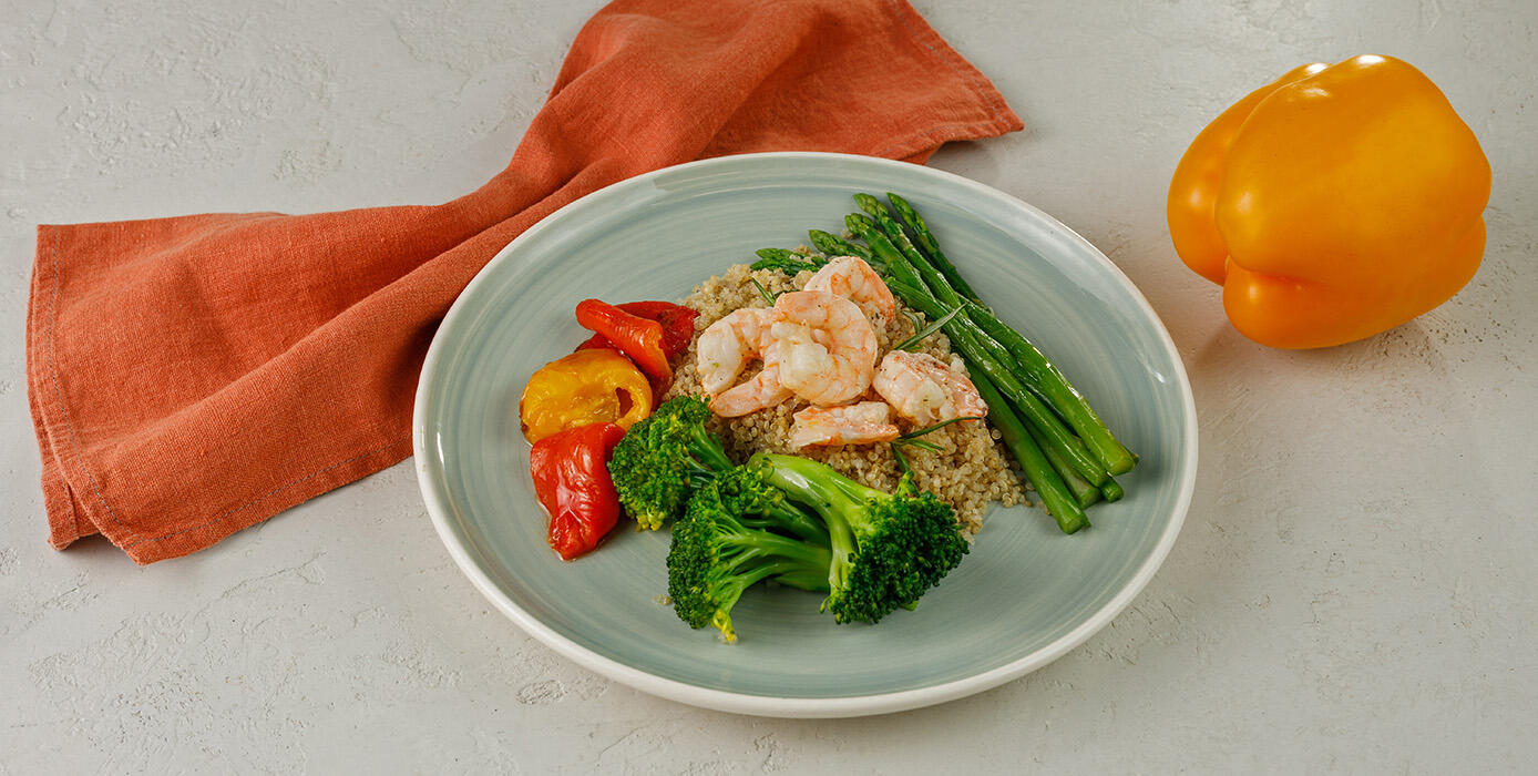 Милти: Гарвардская тарелка: креветки, брокколи, спаржа, перец и киноа