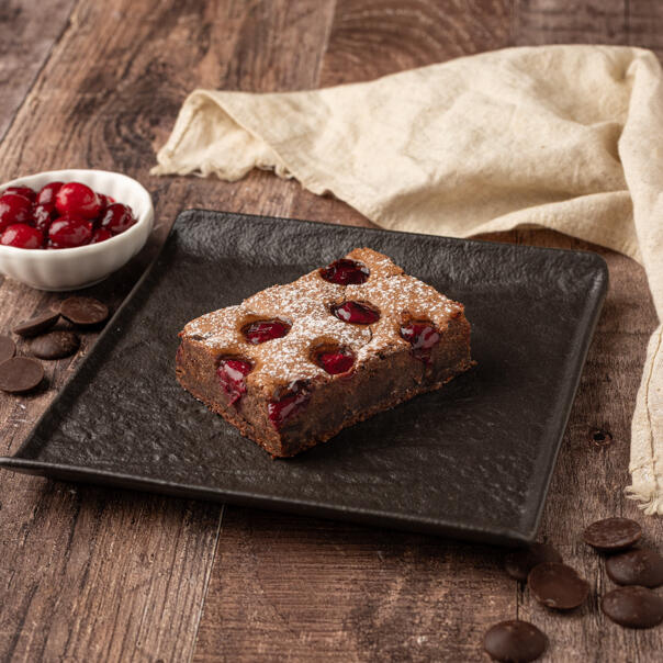 Милти: Шоколадный брауни с вишней