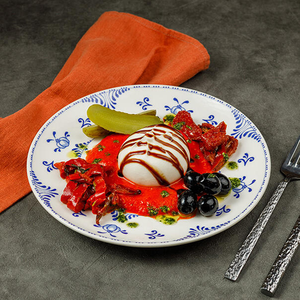 Милти: Антипасти по-итальянски со свежей бурратой