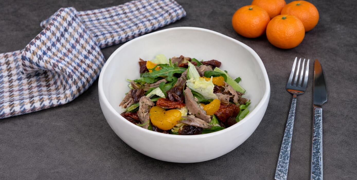 Милти: Салат с уткой и мандаринами