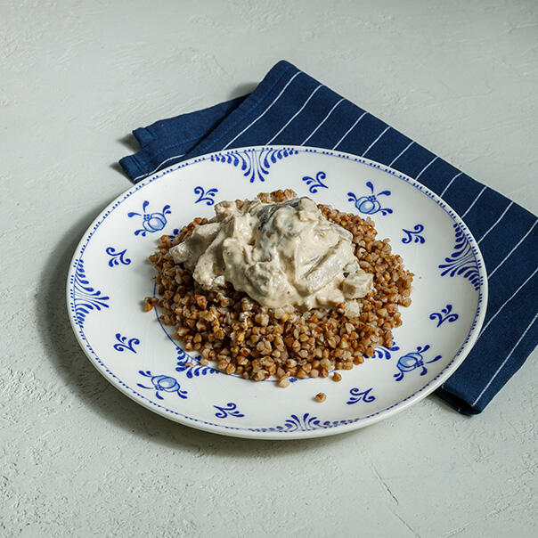 Милти: Строганов из свинины с гречневой кашей (замороженная продукция)