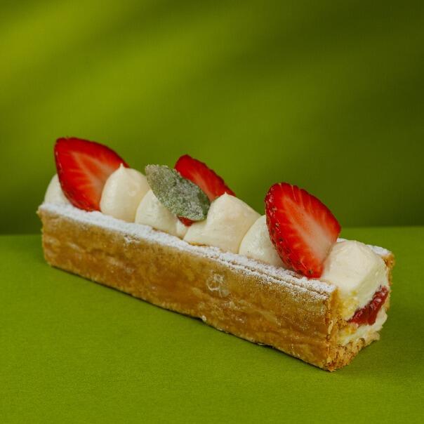 Милти: Мильфей с клубникой