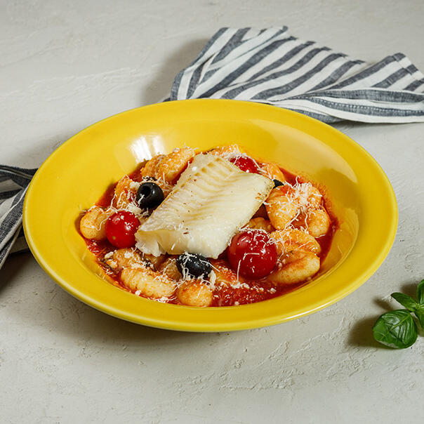 Милти: Ньокки в неаполитанском стиле с филе трески