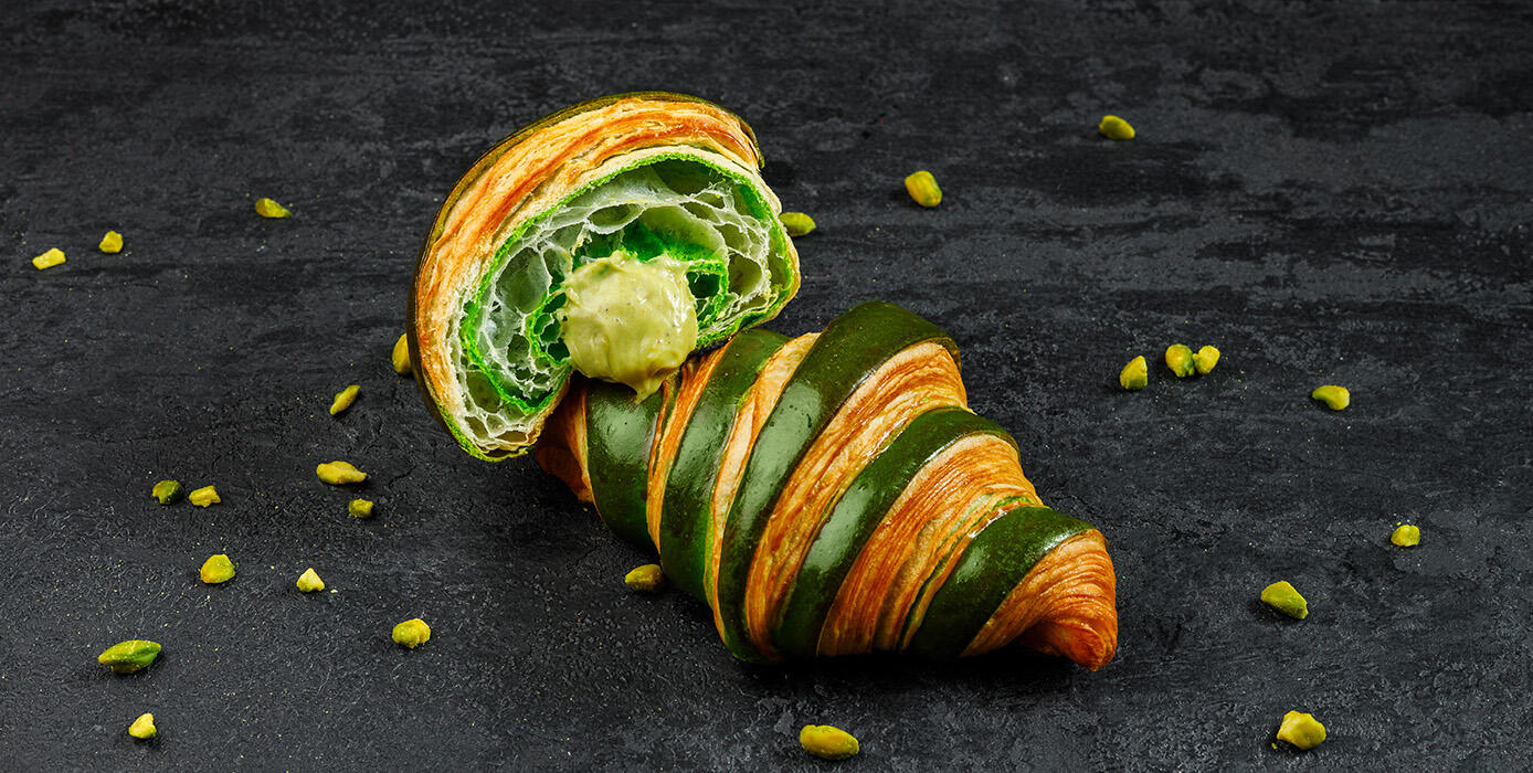 Милти: Круассан с фисташковым кремом