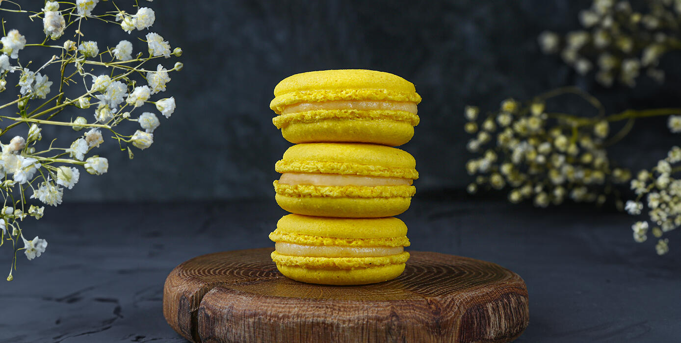 Милти: Набор пирожных макарон Лимон