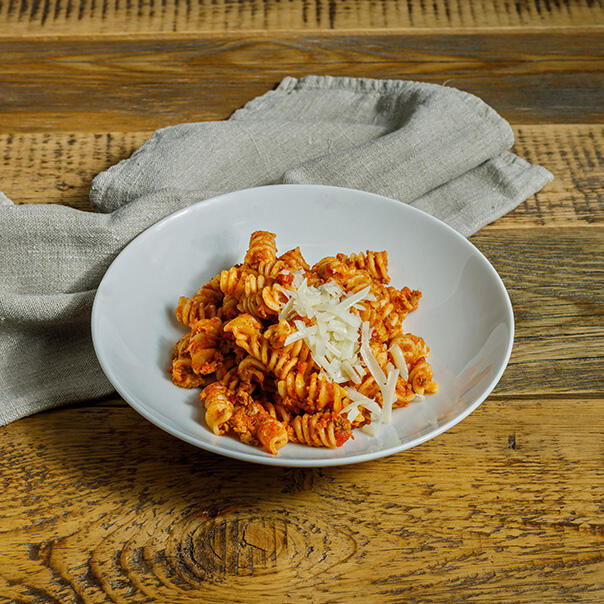 Милти: Фузилли болоньезе (замороженная продукция)