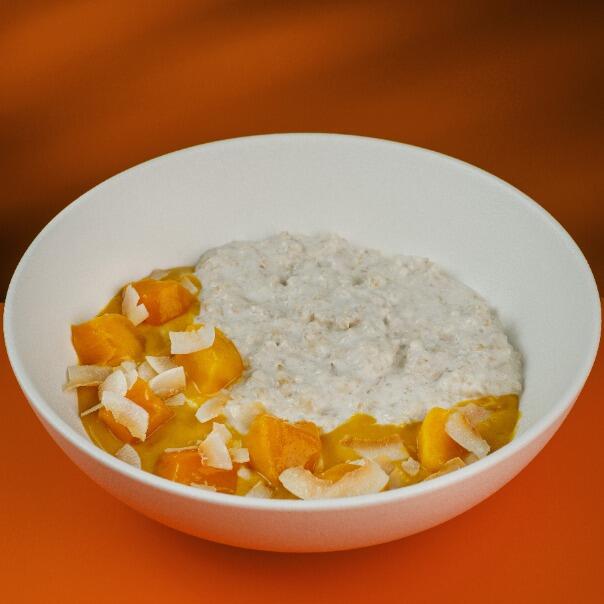 Милти: Каша овсяная с соусом из манго