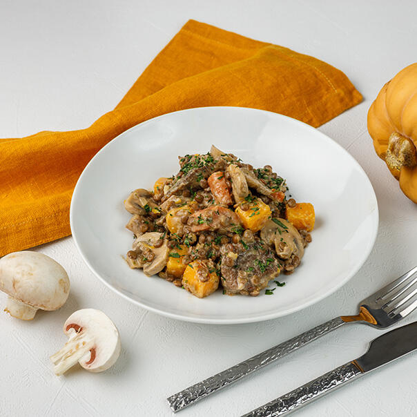 Милти: Говядина тушеная с тыквой, грибами и чечевицей