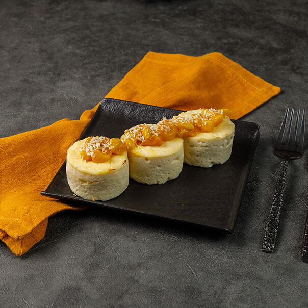 Милти: Сырники творожные с кокосом и манго