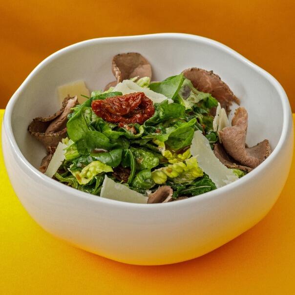 Милти: Салат с ростбифом